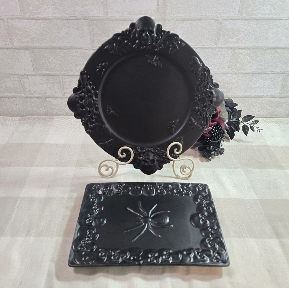Spooky Black Ceramic Halloween Decor Plate Set Ornate Skulls and Spider NWF